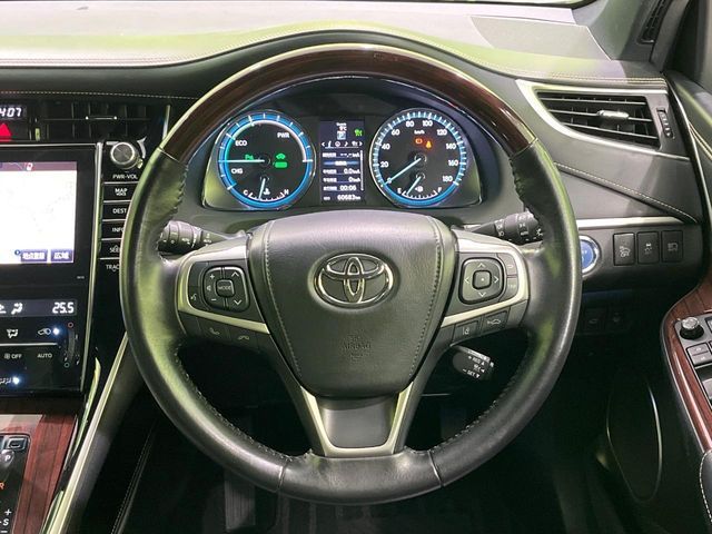 TOYOTA HARRIER HYBRID 2015
