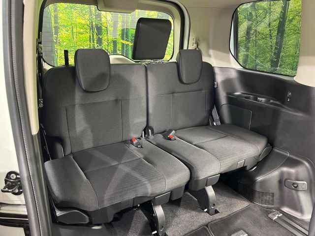 NISSAN SERENA  WG 4WD 2023