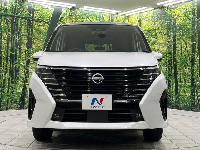 NISSAN SERENA  WG 4WD 2023