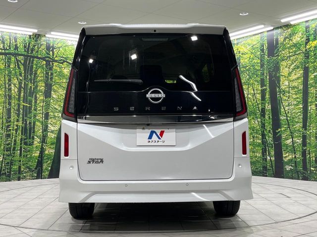 NISSAN SERENA  WG 4WD 2023