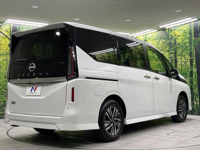 NISSAN SERENA  WG 4WD 2023