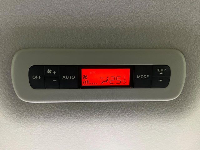 NISSAN ELGRAND  4WD 2015