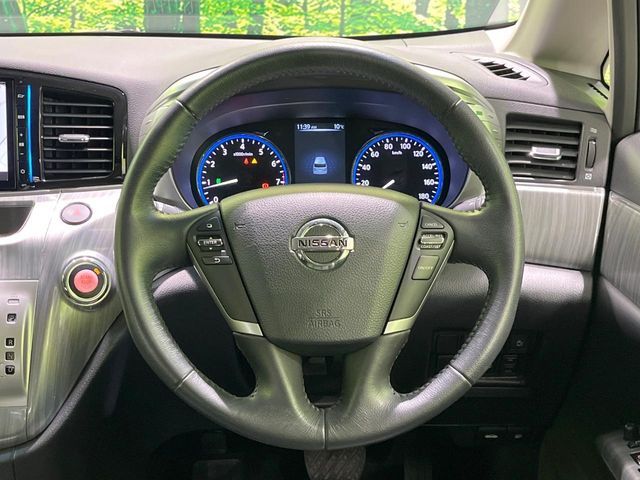 NISSAN ELGRAND  4WD 2015