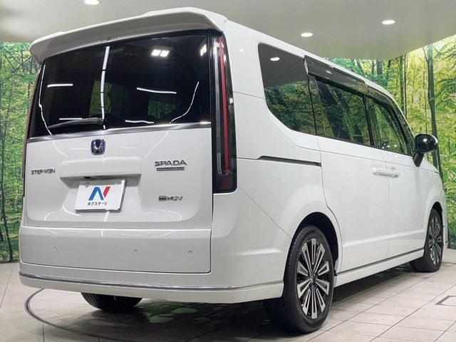 HONDA STEPWAGON e:HEV SPADA 2023