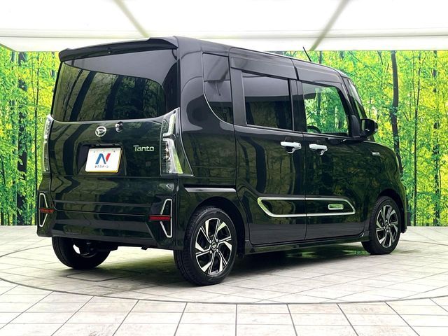 DAIHATSU TANTO CUSTOM 2022