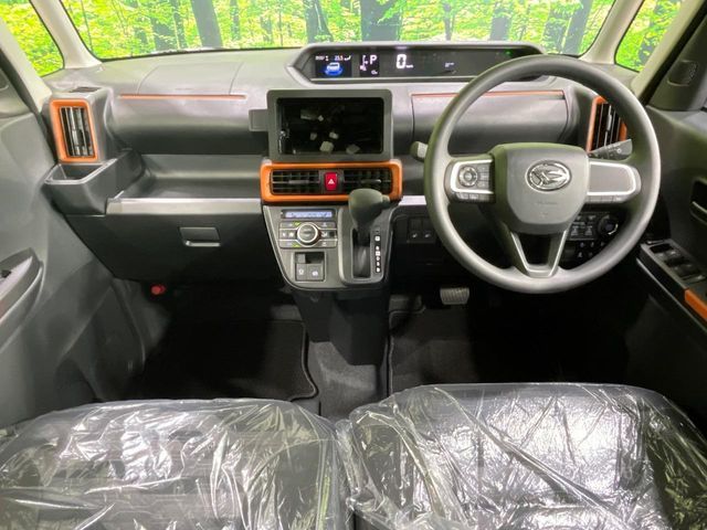 DAIHATSU TANTO FAN CROSS 2024