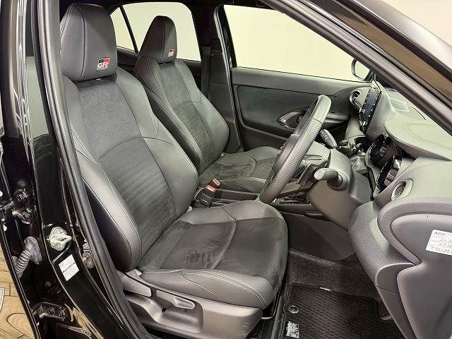 TOYOTA YARIS CROSS 2023