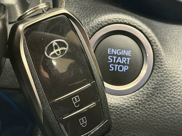 TOYOTA YARIS CROSS 2023