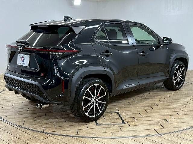TOYOTA YARIS CROSS 2023