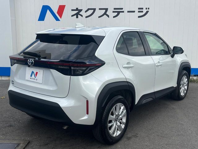 TOYOTA YARIS CROSS 2023