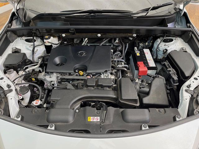 TOYOTA HARRIER 4WD 2024