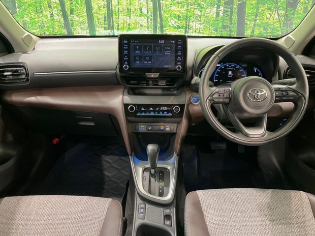TOYOTA YARIS CROSS HYBRID 2023