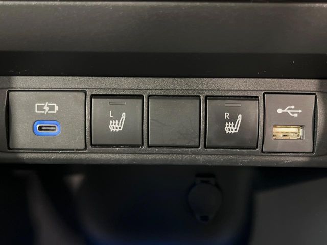 TOYOTA YARIS CROSS HYBRID 2023