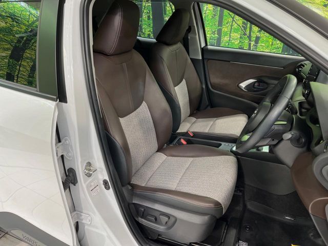 TOYOTA YARIS CROSS HYBRID 2023