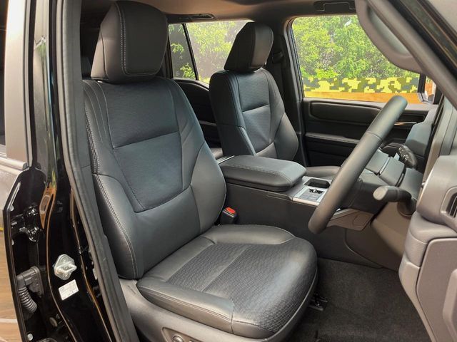 TOYOTA LANDCRUISER 250 2024