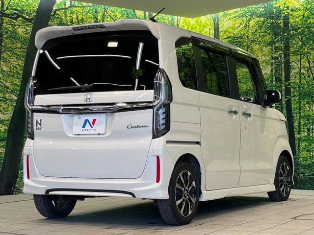 HONDA N BOX CUSTOM 2018