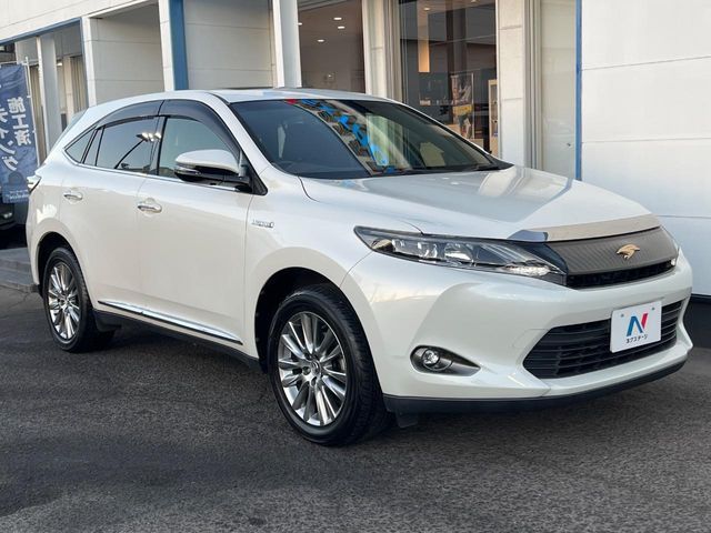 TOYOTA HARRIER HYBRID 2016