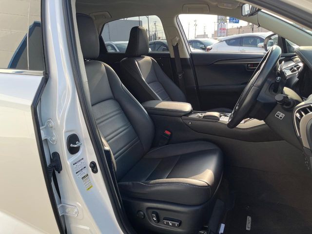 TOYOTA LEXUS NX300h 2018