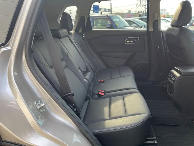 NISSAN X-TRAIL HYBRID 4WD 2024