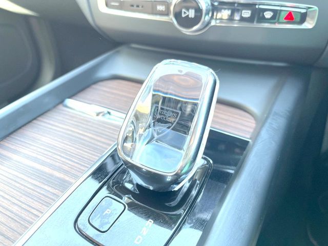 VOLVO VOLVO XC60 2021