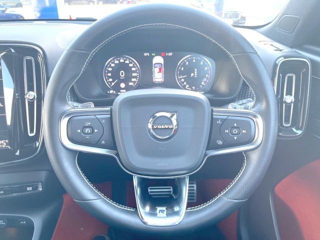 VOLVO VOLVO XC40 2020