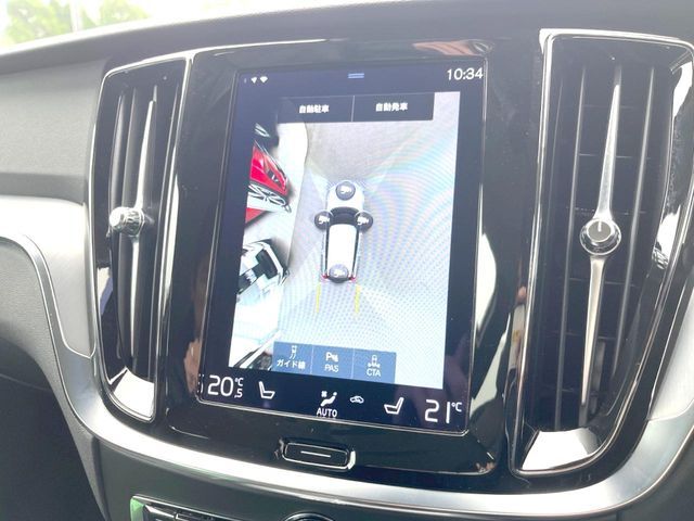 VOLVO VOLVO V60 2021