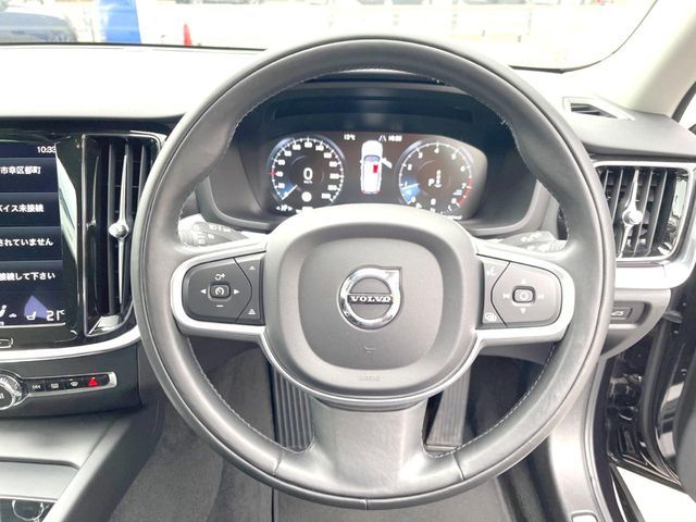 VOLVO VOLVO V60 2021