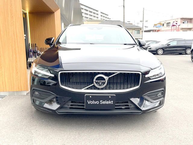VOLVO VOLVO V60 2021