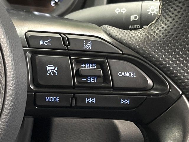 TOYOTA YARIS CROSS HYBRID 2024