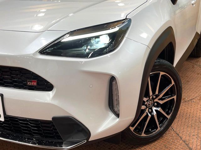 TOYOTA YARIS CROSS HYBRID 2024