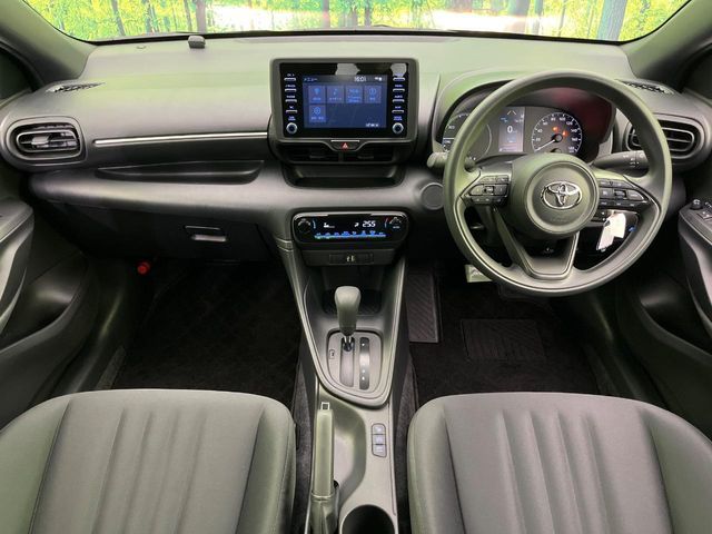 TOYOTA YARIS HYBRID 2021