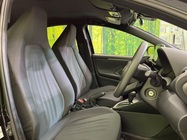 TOYOTA YARIS HYBRID 2021