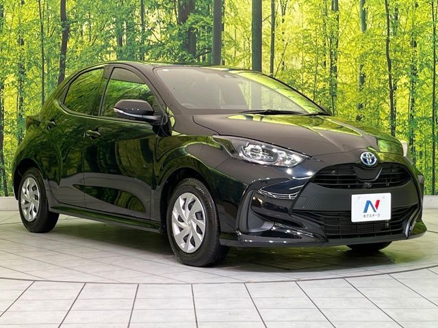 TOYOTA YARIS HYBRID 2021