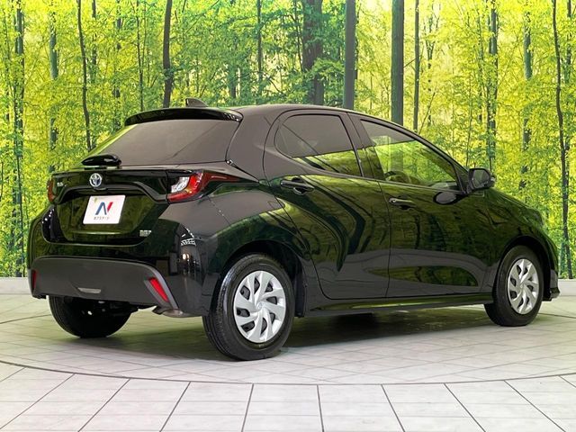 TOYOTA YARIS HYBRID 2021