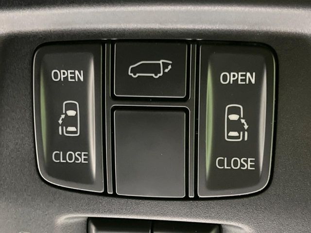 TOYOTA VELLFIRE 2017