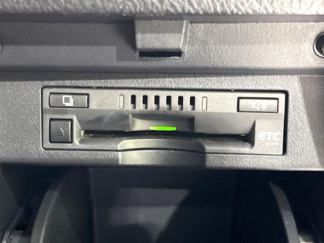 TOYOTA VELLFIRE 2017