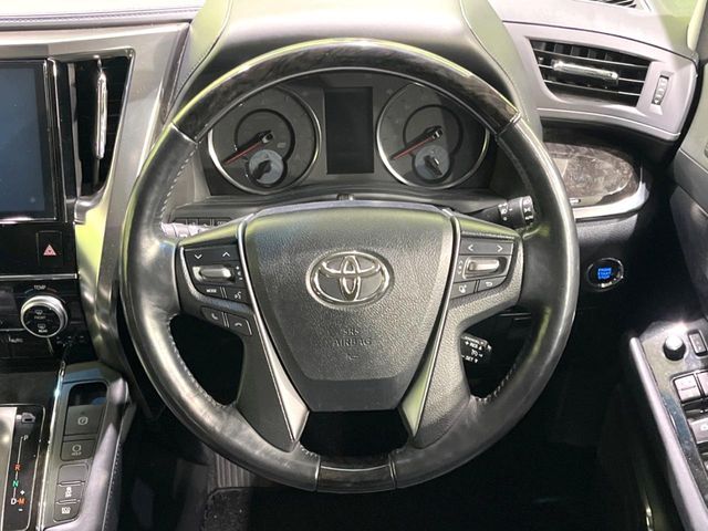 TOYOTA VELLFIRE 2017