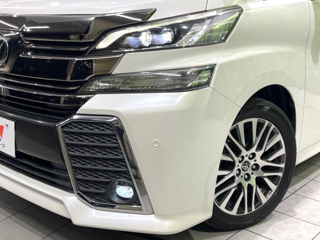 TOYOTA VELLFIRE 2017