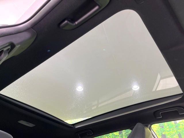 TOYOTA COROLLA CROSS HYBRID 2025