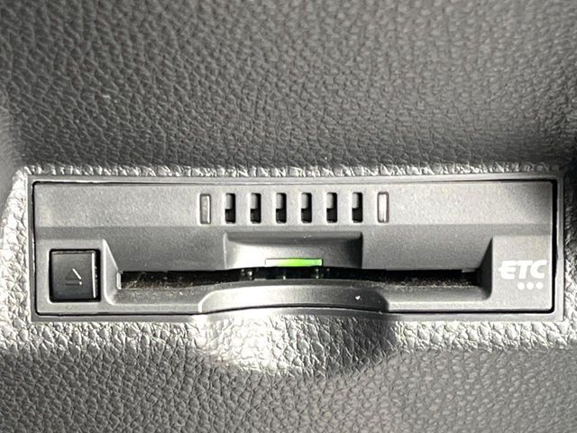 TOYOTA YARIS HYBRID 2022