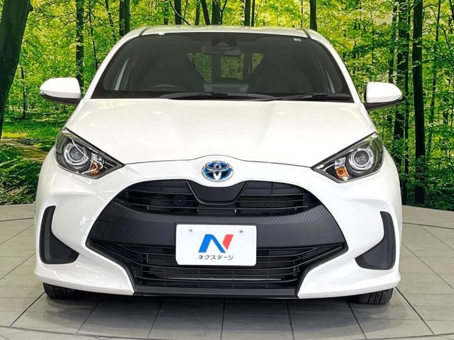 TOYOTA YARIS HYBRID 2022