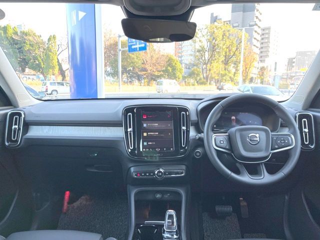 VOLVO VOLVO XC40 2024