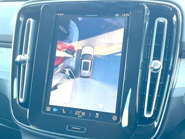 VOLVO VOLVO XC40 2024