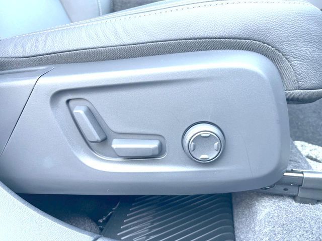 VOLVO VOLVO XC40 2024