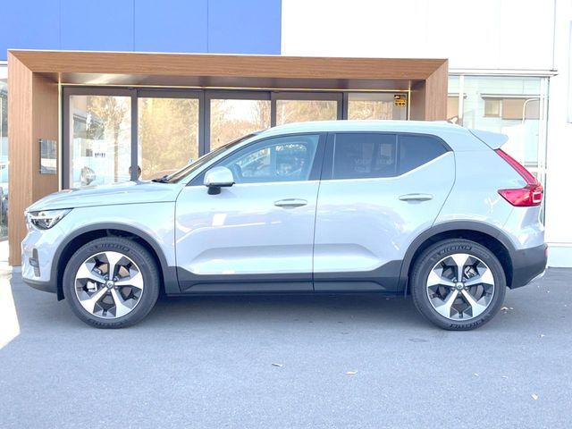 VOLVO VOLVO XC40 2024