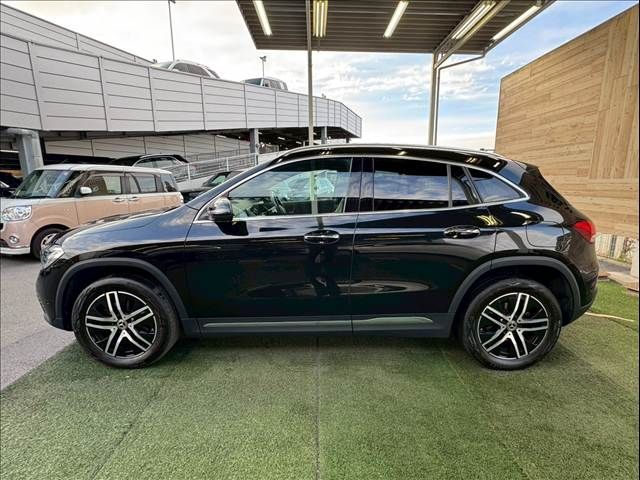 MERCEDES BENZ MERCEDES BENZ GLA class 2020