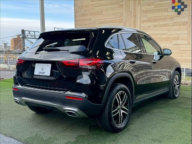 MERCEDES BENZ MERCEDES BENZ GLA class 2020