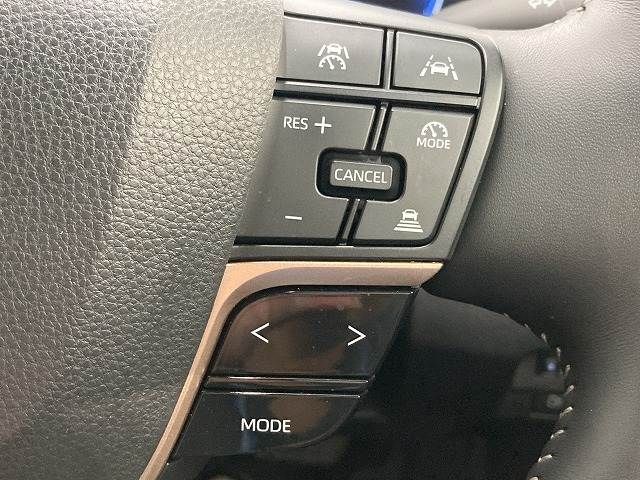 TOYOTA CROWN SPORT 2025