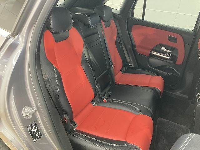 MERCEDES BENZ MERCEDES BENZ GLA class 2020