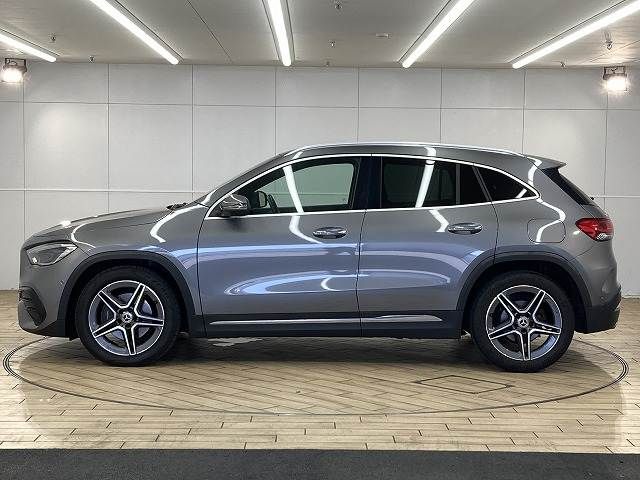 MERCEDES BENZ MERCEDES BENZ GLA class 2020